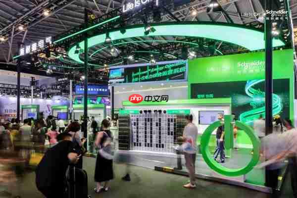 施耐德电气:当AI进入产业主场 核心技术+场景知识带来价值最大化
