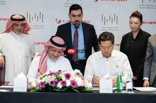 全球工厂+1！利亚德与沙特EHG集团携手成立“利亚德中东公司”