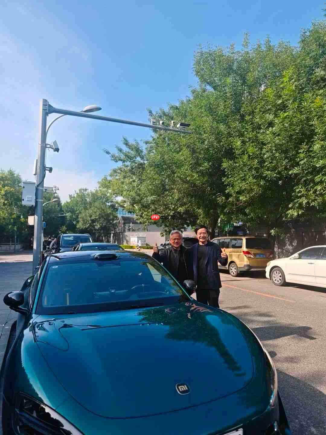 英伟达黄仁勋：我很想买一辆小米汽车