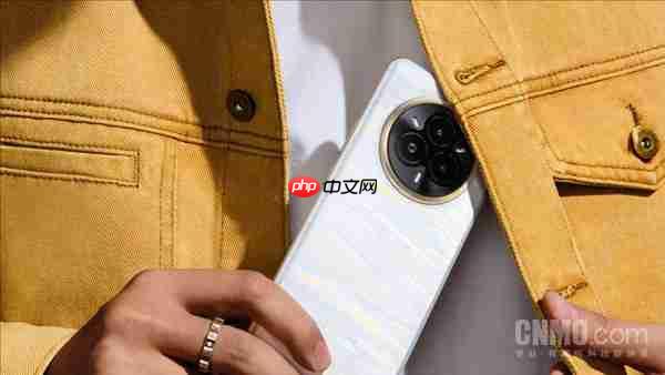 真我15系列新机官宣将发布！含两款机型 预计7月亮相