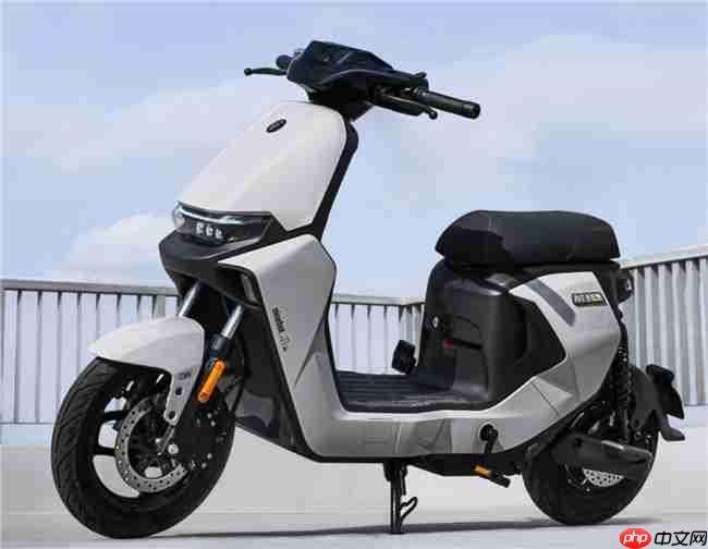 新国标电自也越级?九号电动Mz 110巅峰续航+智驾有点猛