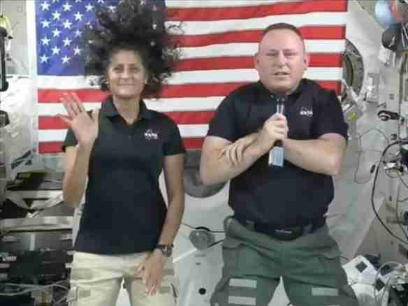 被困太空9个月！美国两名宇航员3月19日将回到地球 