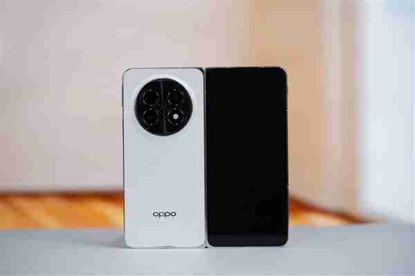 4mm行业最薄折叠屏!OPPO Find N5图赏