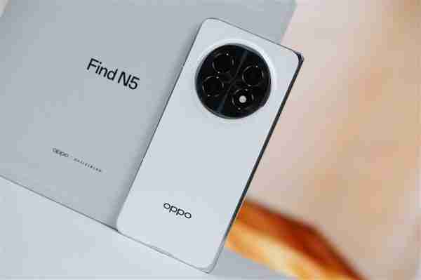 4mm行业最薄折叠屏!OPPO Find N5图赏