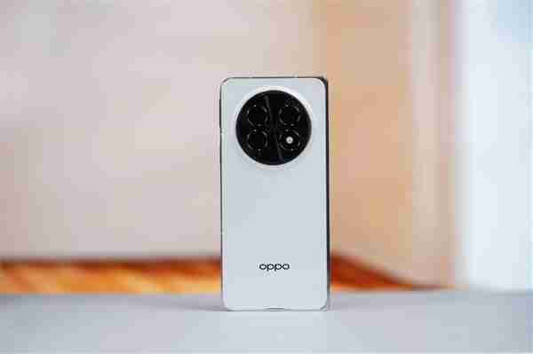 4mm行业最薄折叠屏!OPPO Find N5图赏