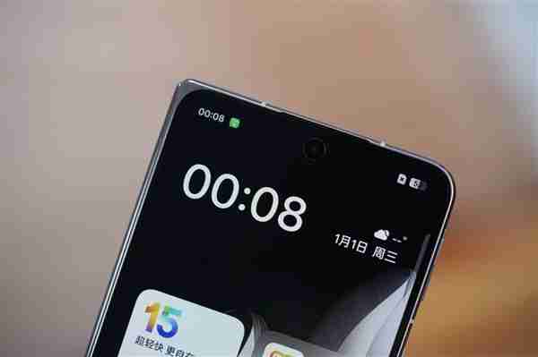 4mm行业最薄折叠屏!OPPO Find N5图赏