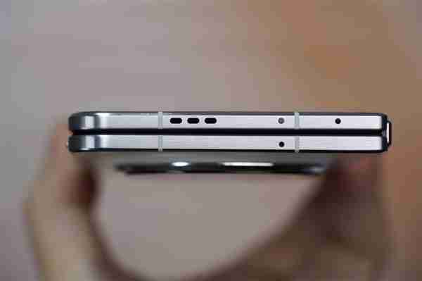 4mm行业最薄折叠屏!OPPO Find N5图赏