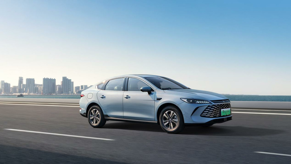 售价7.98万-12.98万元,高阶智驾+第五代DM技术,第二代秦PLUS智驾版上市