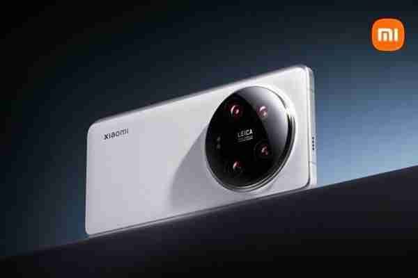 小米15 Ultra来了!雷军:我们不怕损失 必须走高端