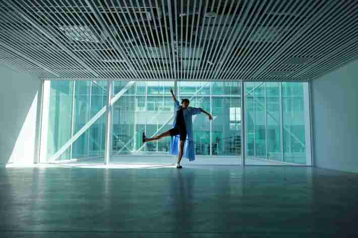 佳能发布恒定F2.8光圈轻量化超广角变焦镜头RF16-28mm F2.8 IS STM