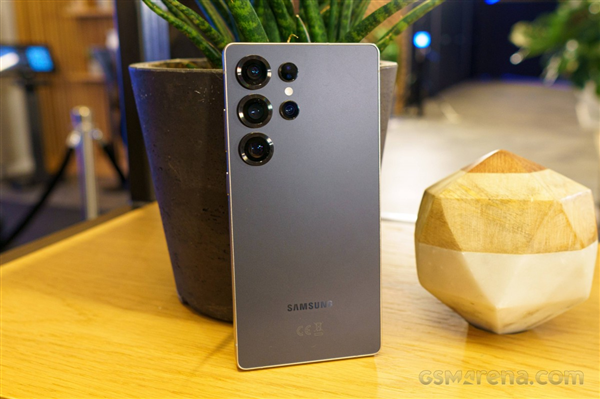 万元安卓机皇!三星Galaxy S25 Ultra图赏