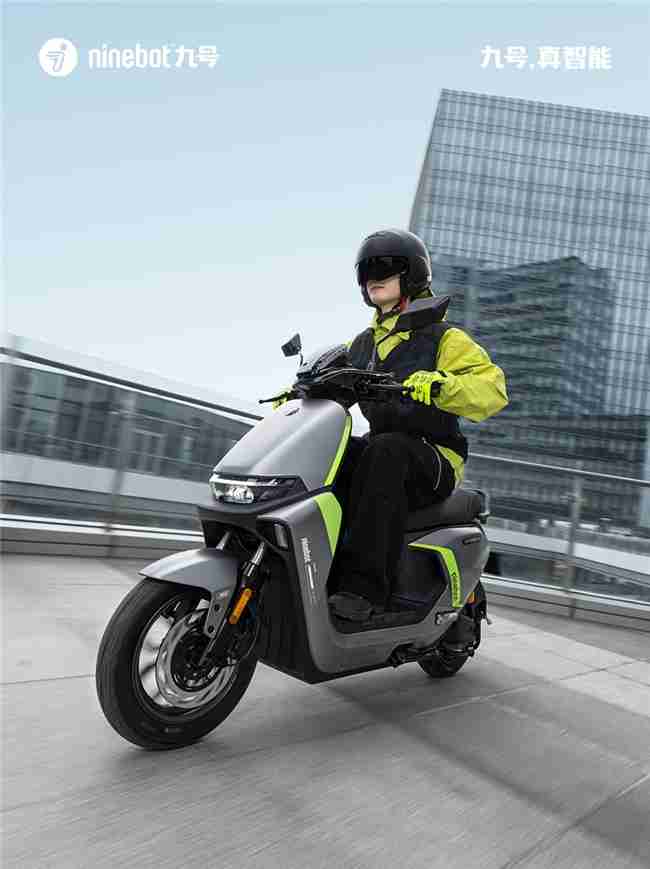 九号公司发布远航家 M3 95c MAX,高端电摩领域的新标杆