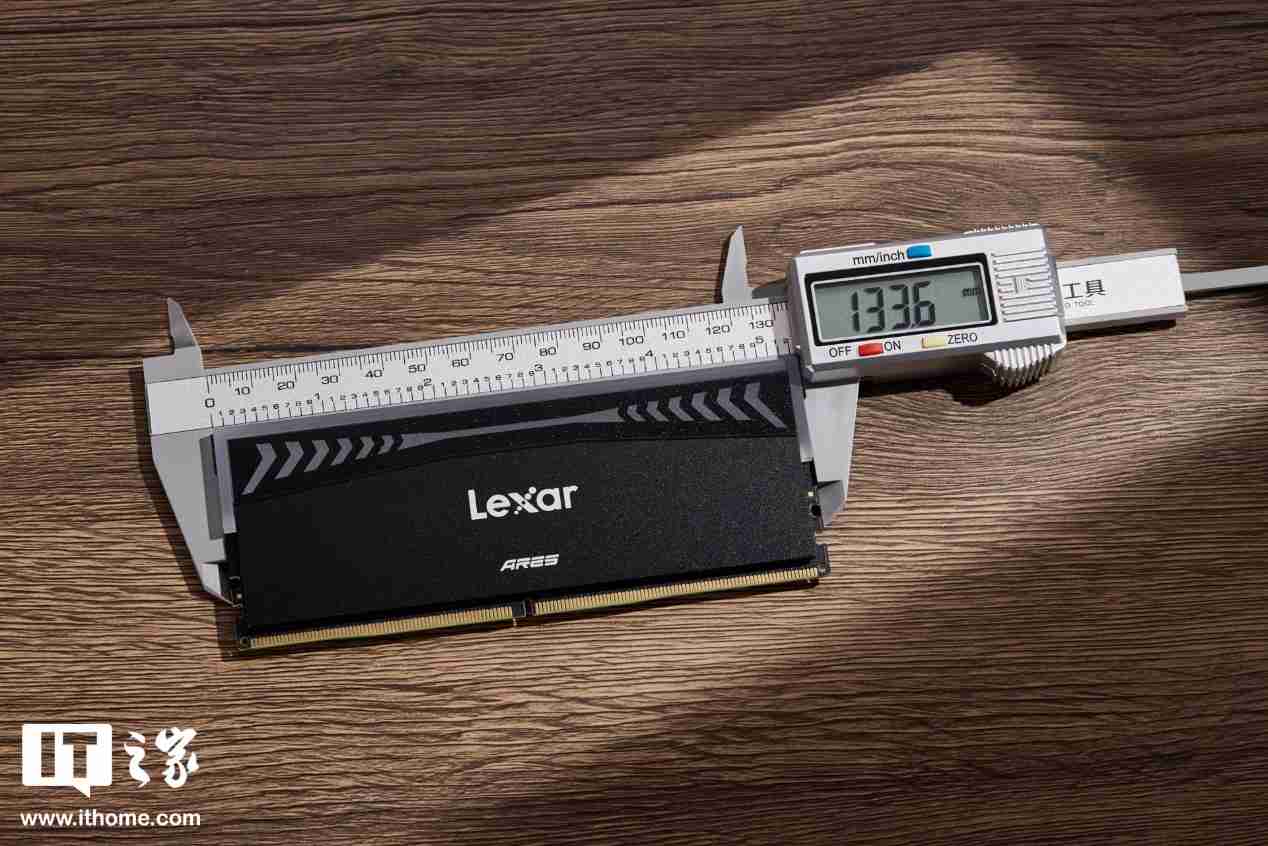 雷克沙战神之翼 ARES RGB DDR5 6000 C26 内存体验:超低时序 + 海力士颗粒认证,专为 AMD 平台打造