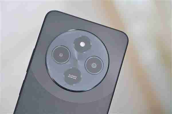 499元超低价神机!Redmi 14C图赏