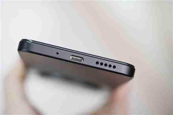 499元超低价神机!Redmi 14C图赏