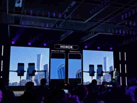 耀耀领先!荣耀CEO赵明点评华为Mate 70:有自信我们的拍照更好