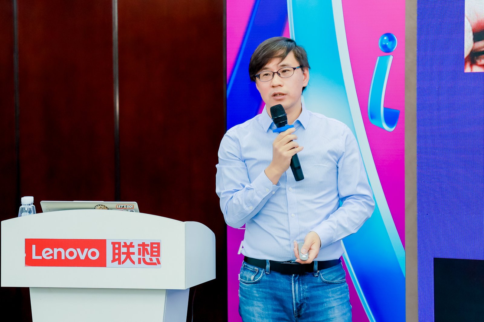 联想“一体多端”战略持续落地,联想新质媒体沙龙在武汉举办 联想“一体多端”战略持续落地,联想新质媒体沙龙在武汉举办