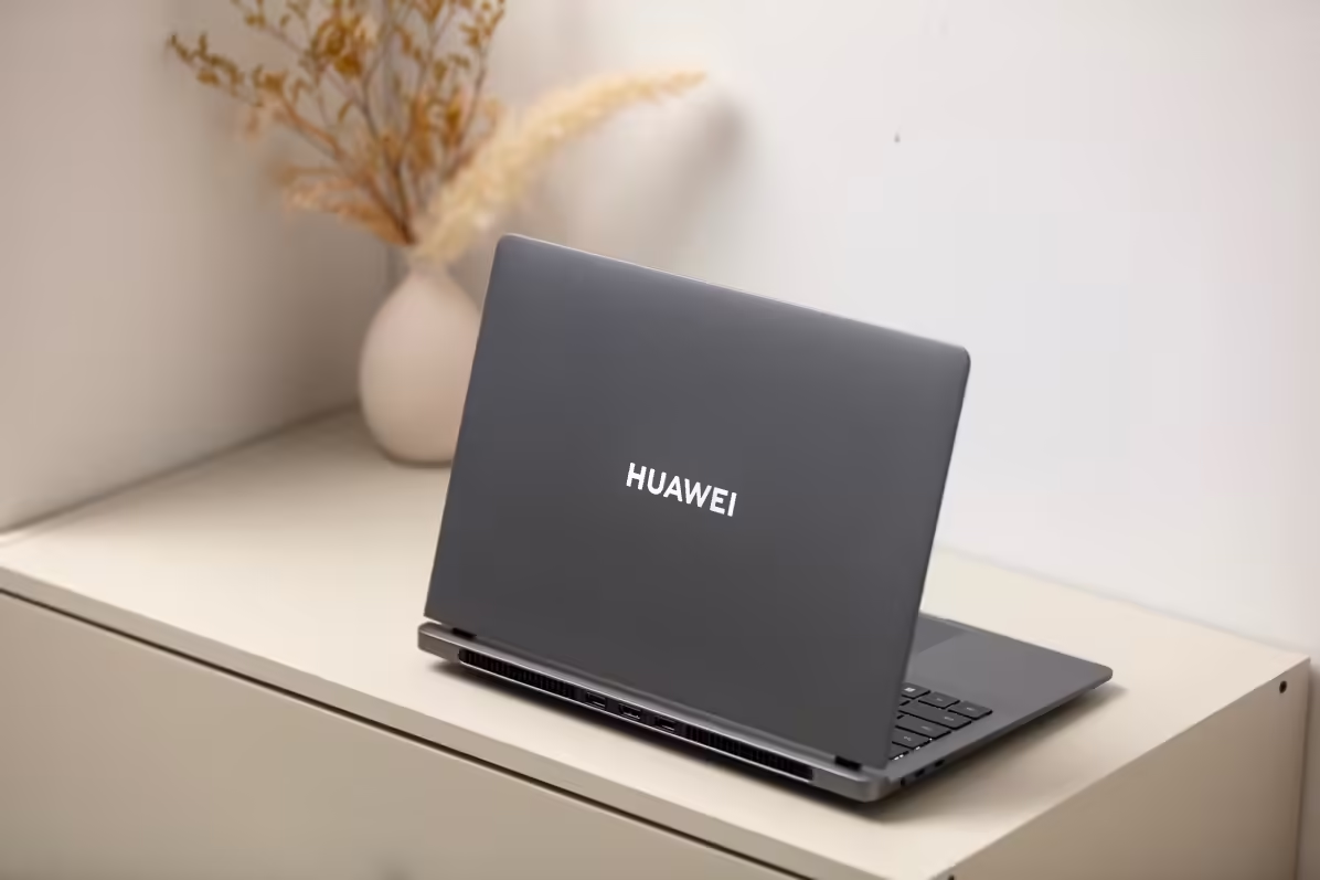 智慧办公新选择,华为 PC 助你年终总结轻松又高效