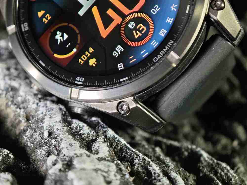 佳明Fenix 8 图赏:智能科技与户外运动的完美结合