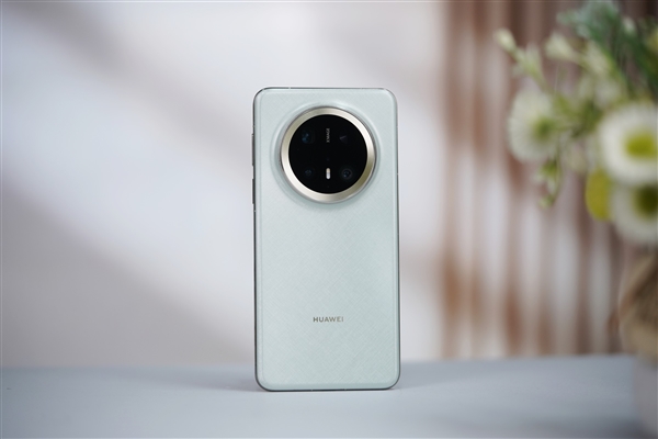 史上最强Mate!华为Mate 70 Pro+飞天青图赏