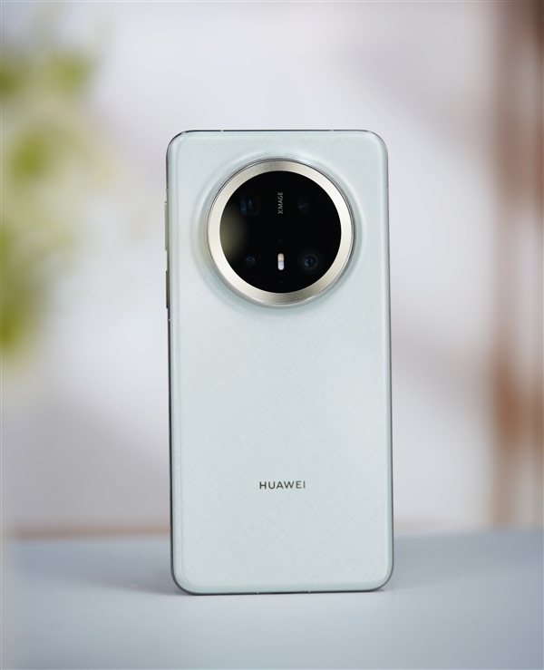 史上最强Mate!华为Mate 70 Pro+飞天青图赏