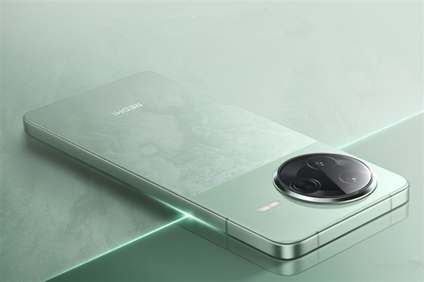 国产2K屏出货量最多的手机品牌!REDMI登上央视