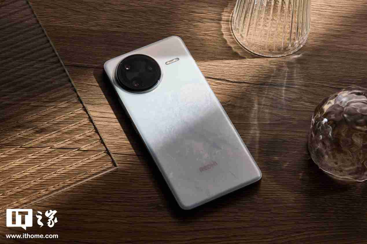 小米 REDMI K80 / Pro 刷新 K 系列首销纪录,1 天突破 66 万台