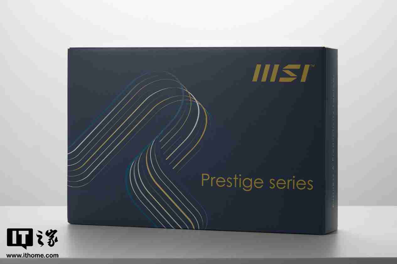 【IT之家开箱】微星尊爵 13 AI+ Evo 2024 图赏:990g 极致轻薄本