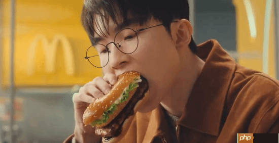 Faker为韩国麦当劳慈善活动代言:狂炫一大口汉堡!