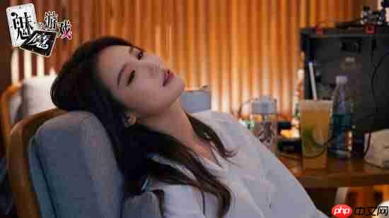 好评率99%!恋爱影游新作上线Steam:顶级魅魔三选一