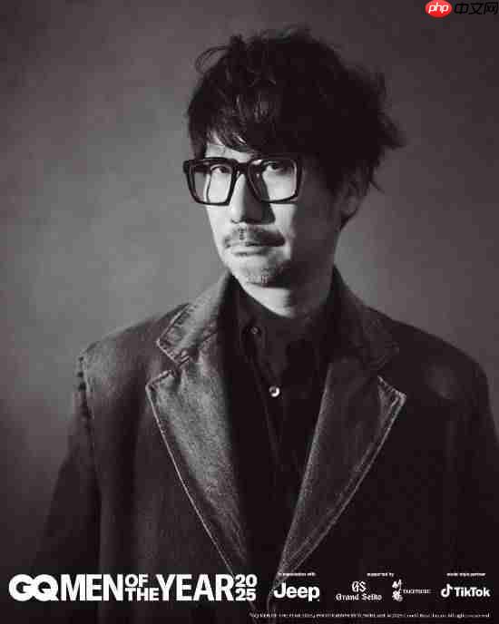 小岛秀夫出席年度人物颁奖典礼！西装革履小领结