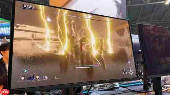 国产《无限机兵》试玩:新Boss雷电女剑士骑四臂异形