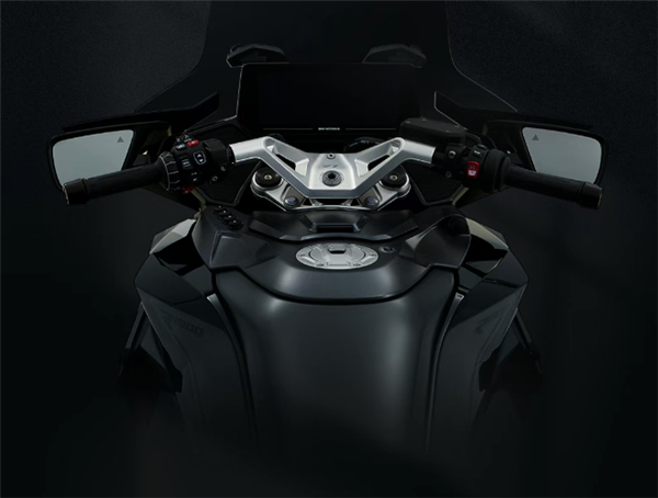 史上最强拳击手发动机 宝马全新R 1300 RT公升摩托上市:31.99万