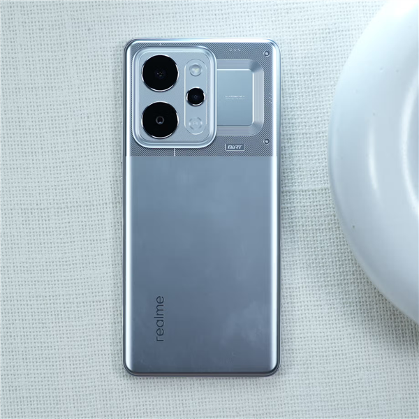 全球首款千元档万级电池手机来了！真我P4 Power发布：1960元起