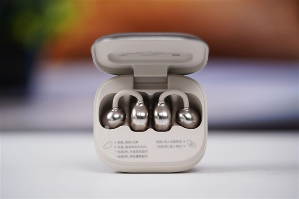 耳机盒居然带屏幕！999元当贝Air 1图赏