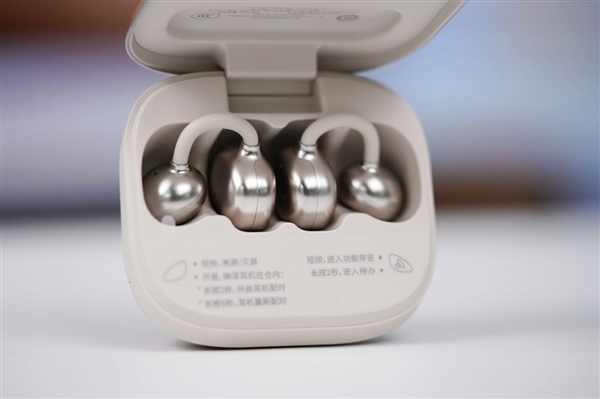 耳机盒居然带屏幕！999元当贝Air 1图赏