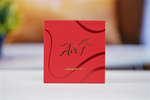 耳机盒居然带屏幕！999元当贝Air 1图赏